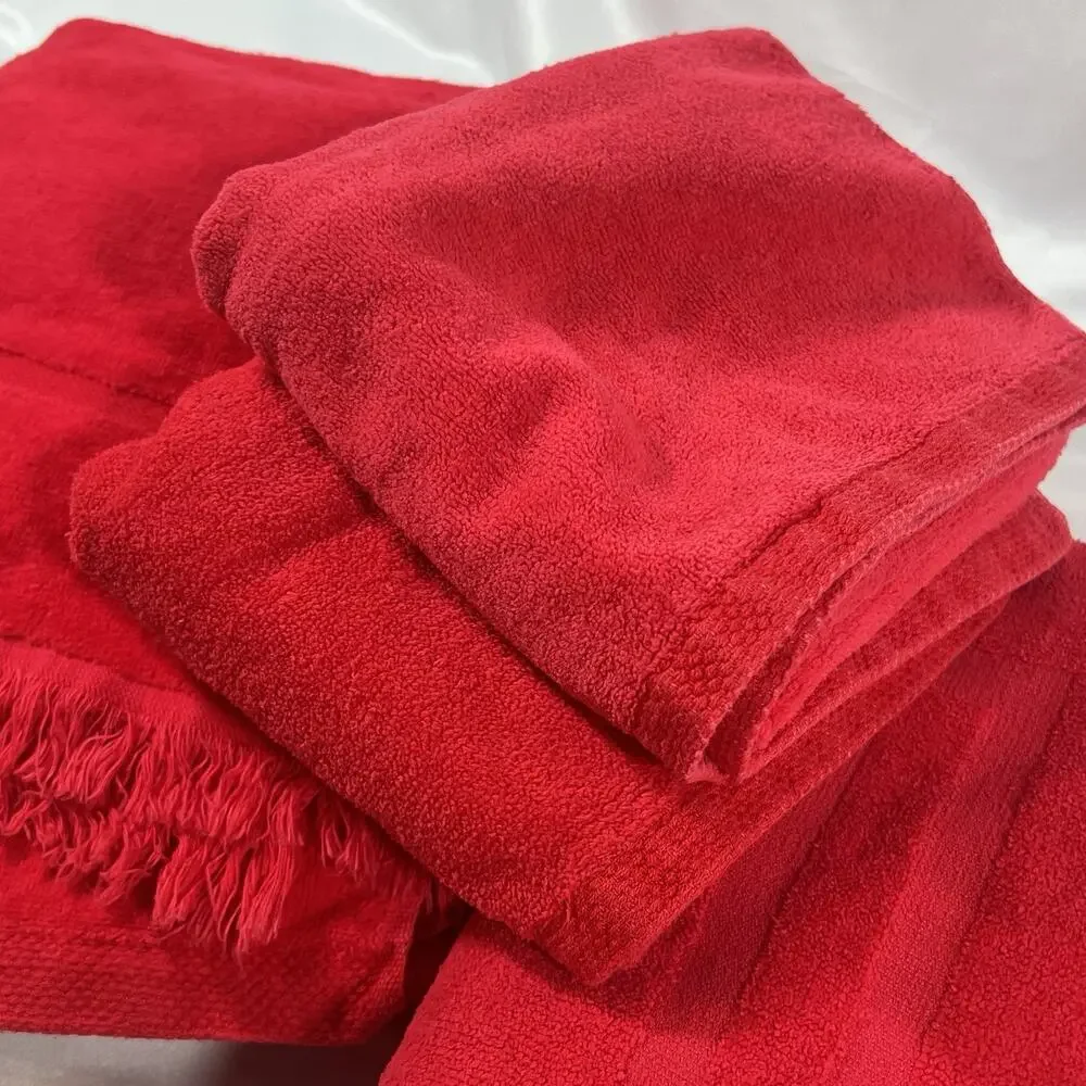 Vintage Set of 5 Bright Red Springmaid Towels Bath Mat Hand Towel USA